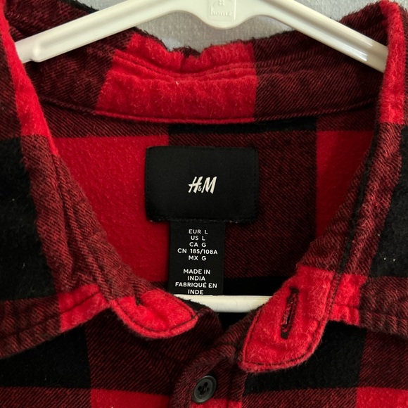 Men's Plaid/ Checkered Red and Black Flannel - Picture 3 of 3